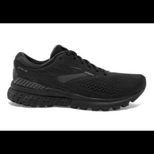 Brooks Black Women's Sneakers